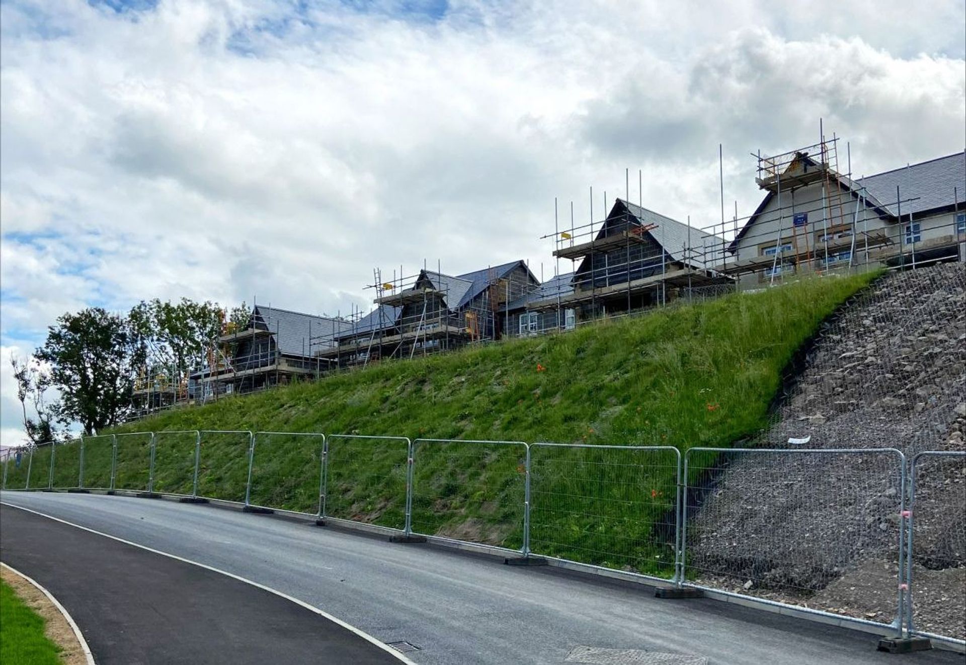 Vegetated Rock Slope Stabilisation at Brigsteer Rise, Kendal, Cumbria