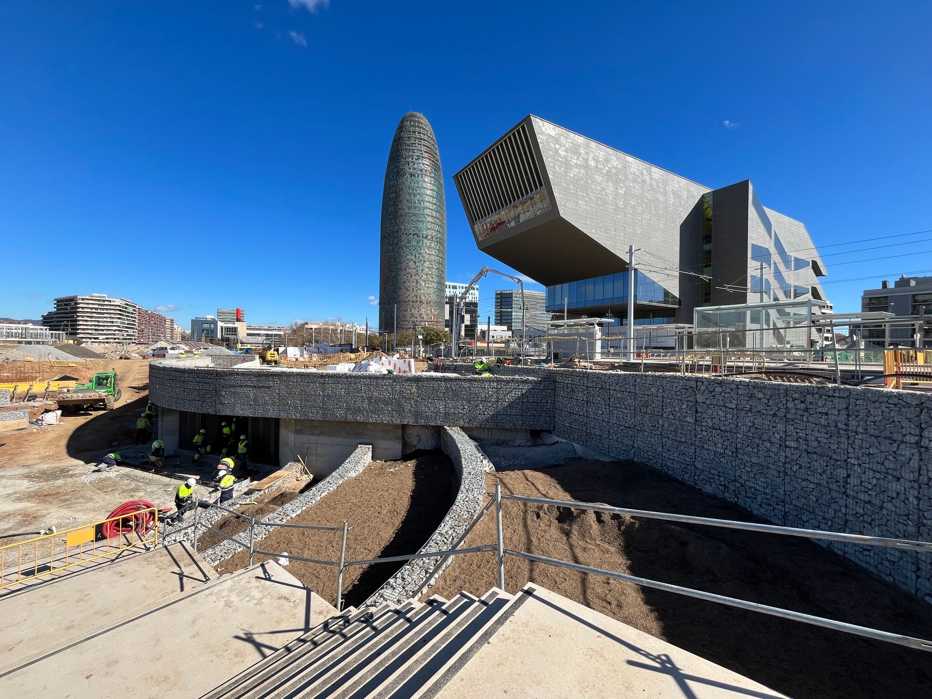 EL NUEVO PARQUE DE LA PLAZA DE LAS GLÒRIES
