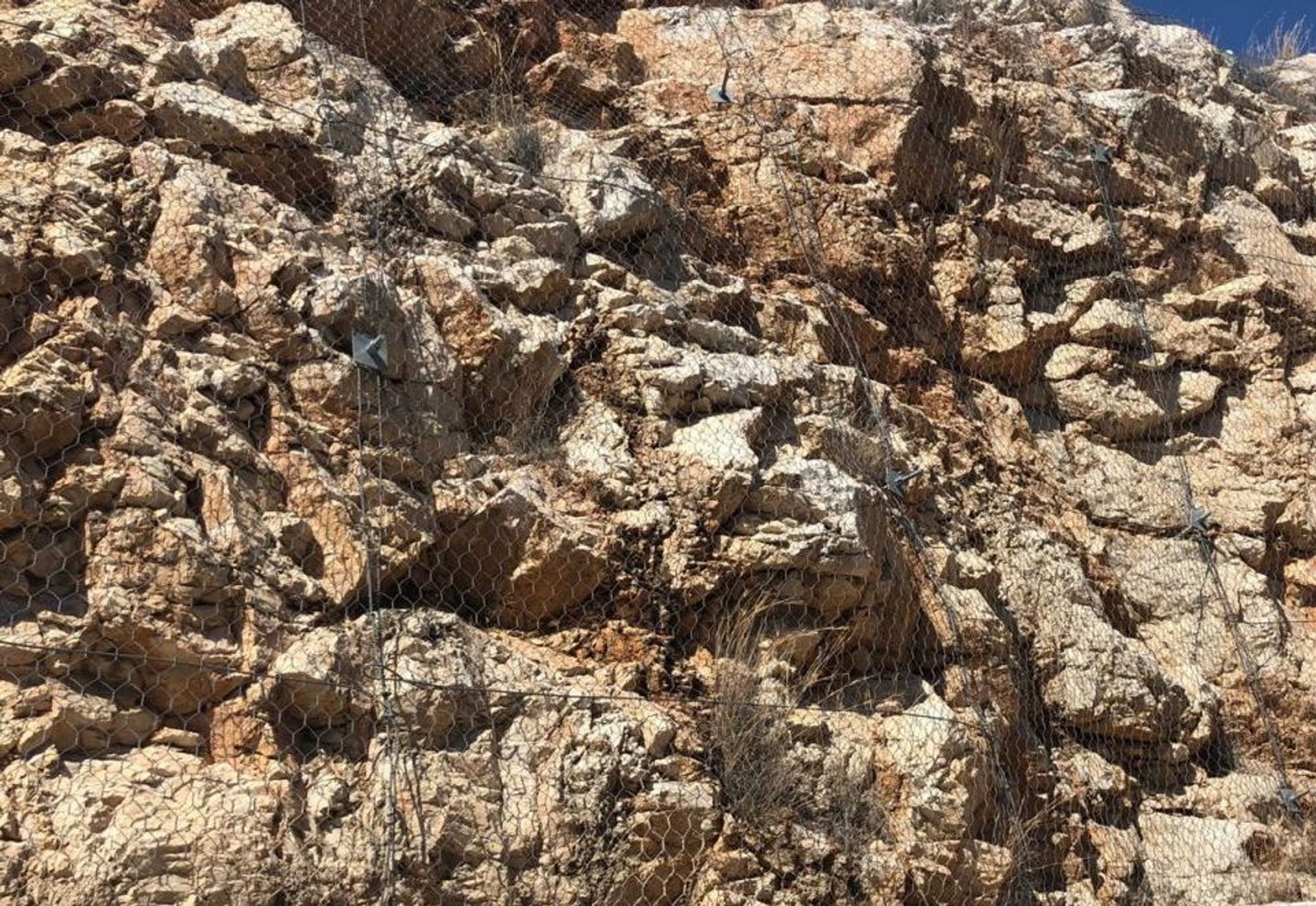 ΣΤΑΘΕΡΟΠΟΙΗΣΗ& ΑΠΟΚΑΤΑΣΤΑΣΗ ΠΡΑΝΩΝ ΣΤΟΝ ΟΙΚΙΣΜΟ ΗΡΕΜΟ ΚΥΜΑ ΜΕΓΑΡΩΝ