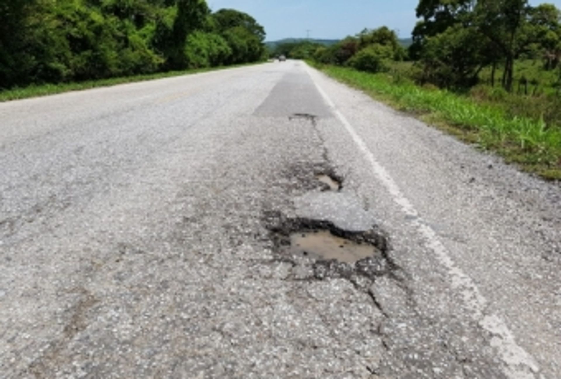 REHABILITACIÓN DE ESTRUCTURA DE PAVIMENTO