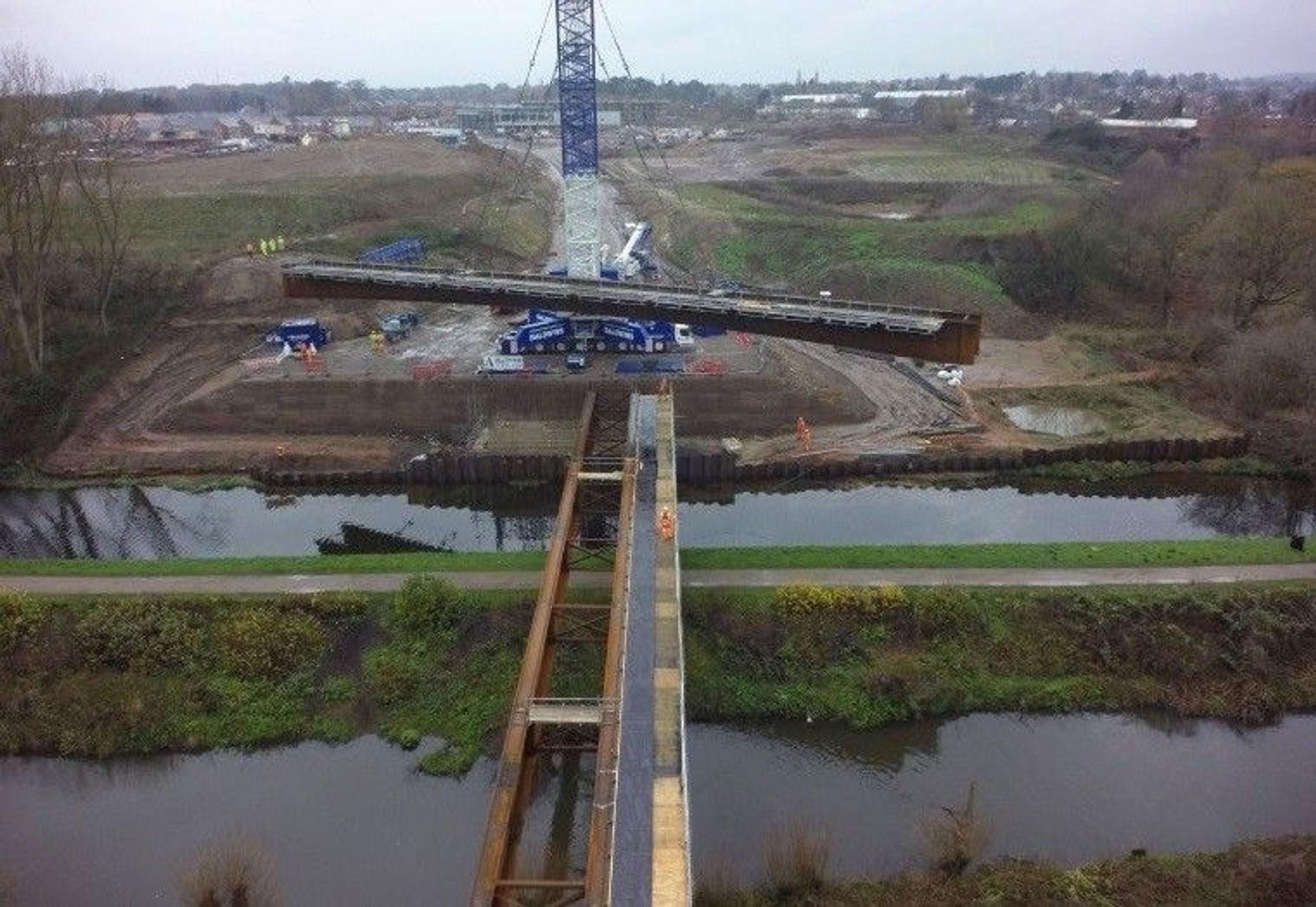 Reinforced Soil Slope Design for Heavy Crane Platform