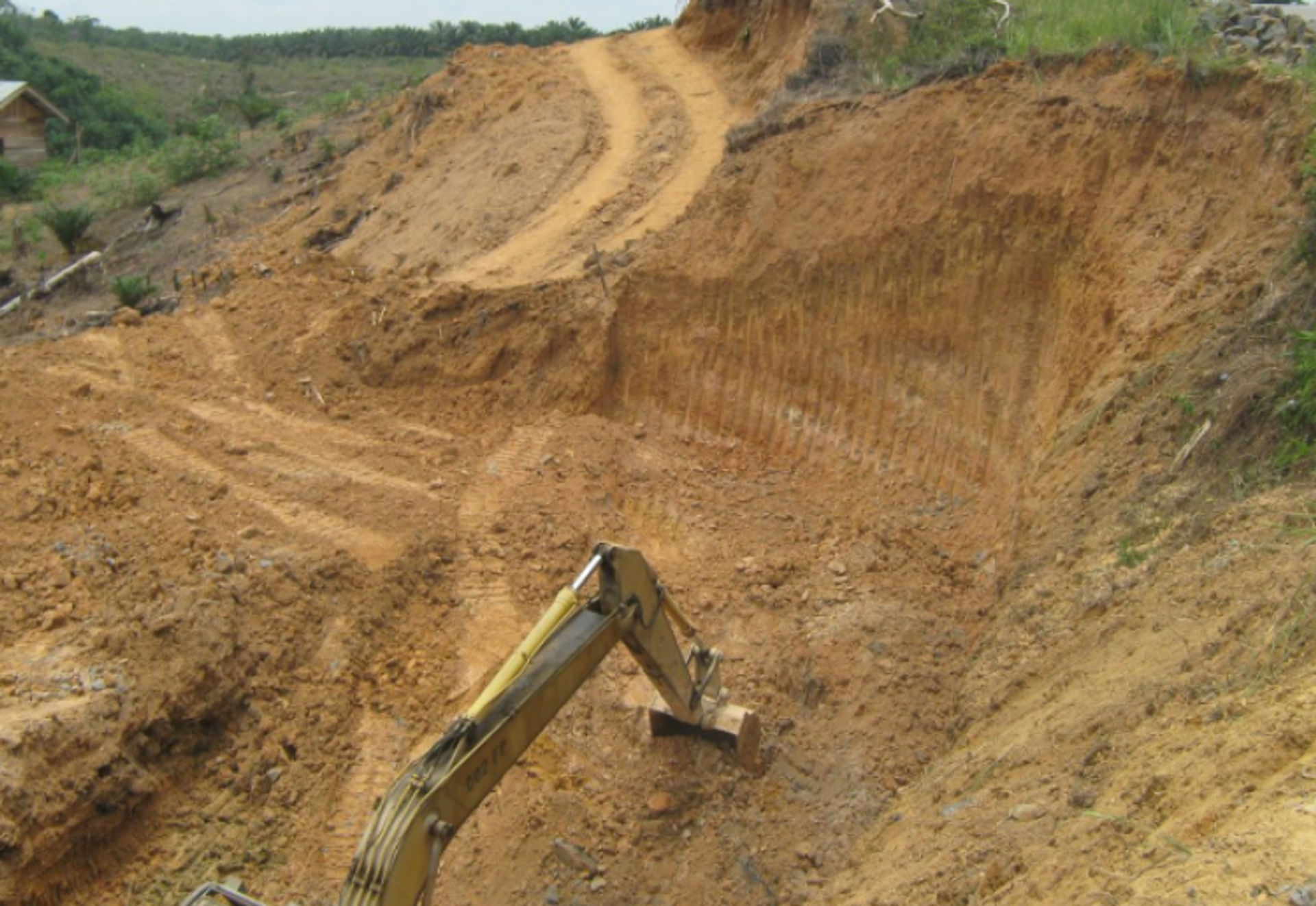 LANDSLIDE REHABILITATION RIAU - JAMBI ROAD