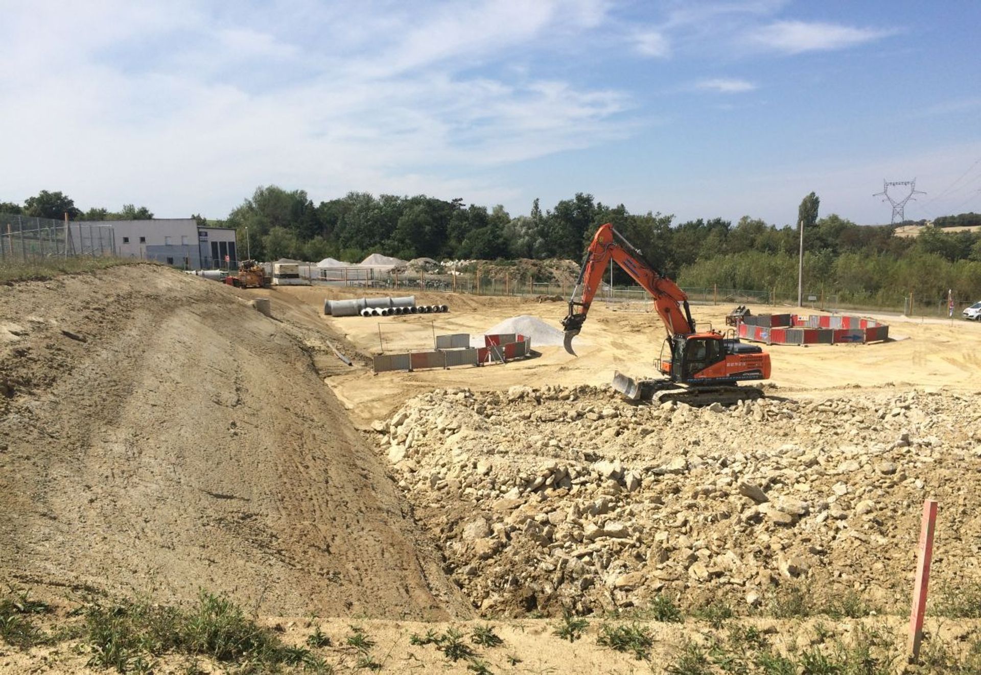 CONSTRUCTION CENTRE EXPLOITATION DES ROUTES