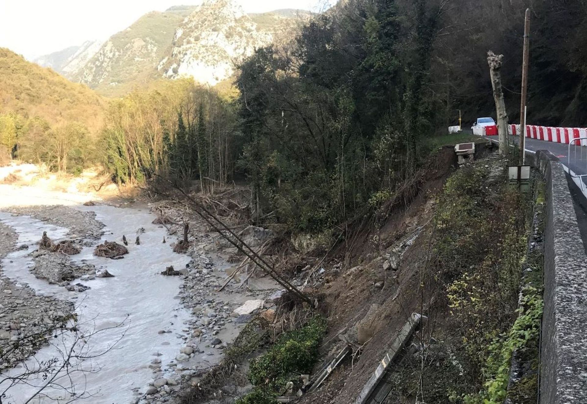 PROTECTION DE BERGES SUITE TEMPÊTE ALEX 2020 - BARRAGE DU SUQUET