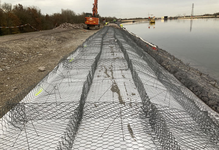 Matelas Reno Plus prêts à être remplis de pierres à gabions