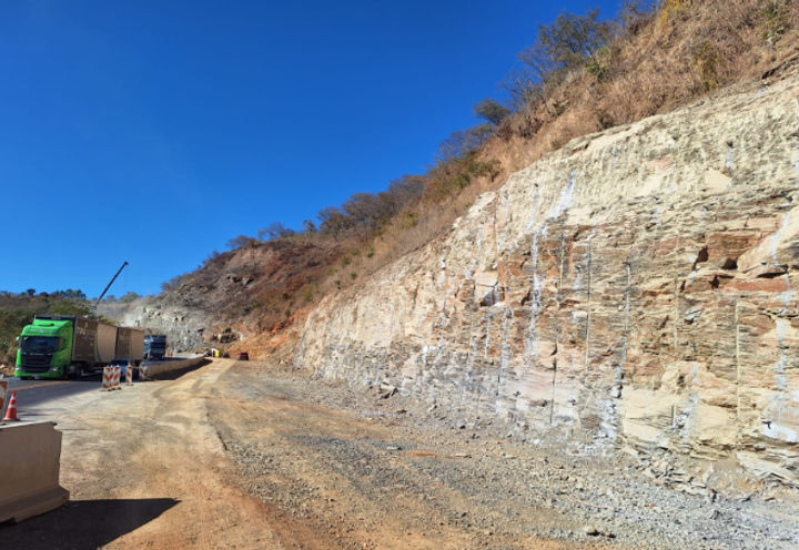 DUPLICAÇÃO DA BR 135 - SERRA DE BOCAIUVA-MG_3.png