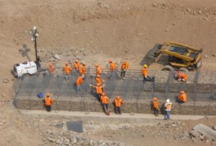 MURO DE CONTENCIÓN PARA CONTROL DE EROSIÓN_2