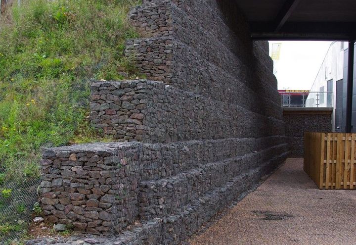End view of Gabion Terramesh® Wall