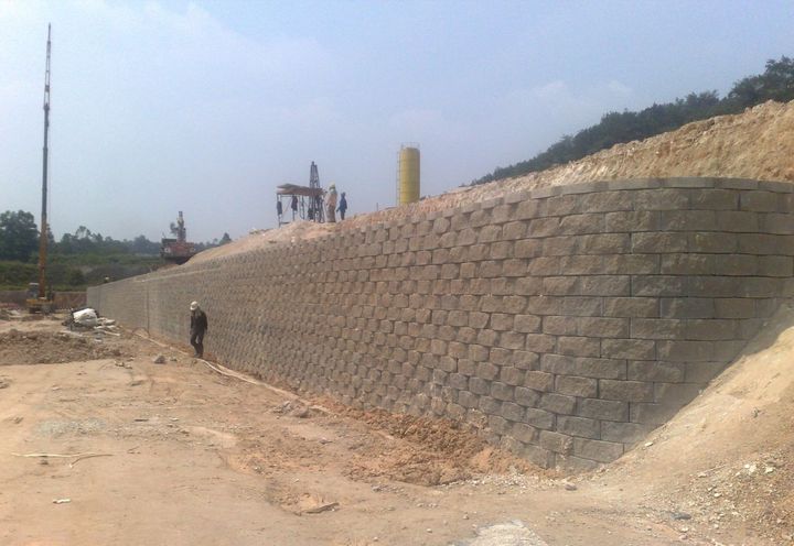 SLOPE STABILIZATION AND PROTECTION AT BENTONG, PAHANG, MALAYSIA_1