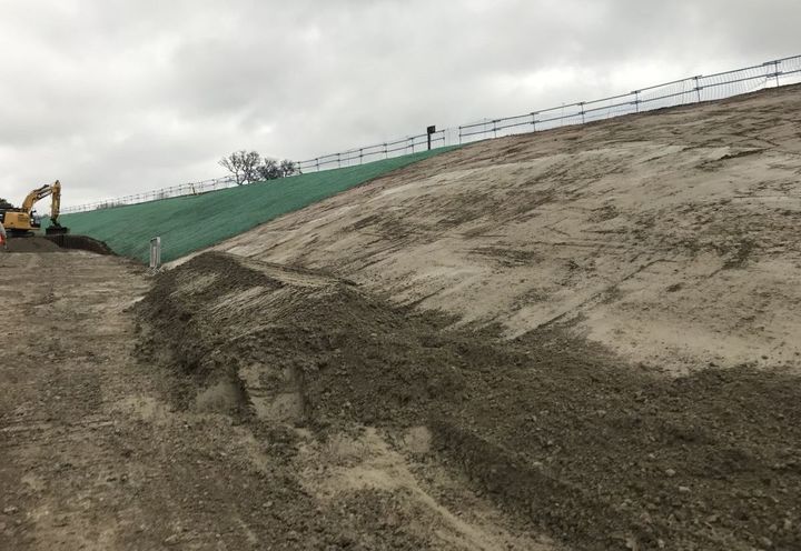 Anti Burrowing Mesh installed on the prepared embankment