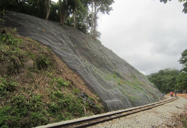 SLOPE PROTECTION AT BUKIT BERAPIT_0