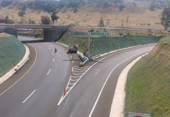 REVESTIMIENTO TALUD ENTRONQUE JIQUILPAN_4