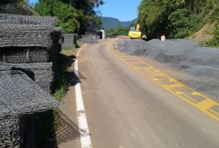 CONTENCIONES ERS 115 - KM 27 E KM 29_3