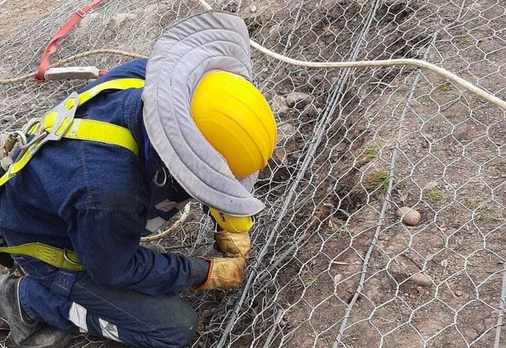 PROTECCIÓN TALUDES GIGANTE GARZÓN_1