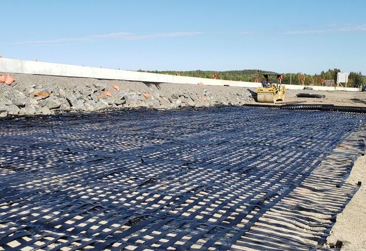 Geogrid Ready to Backfilled