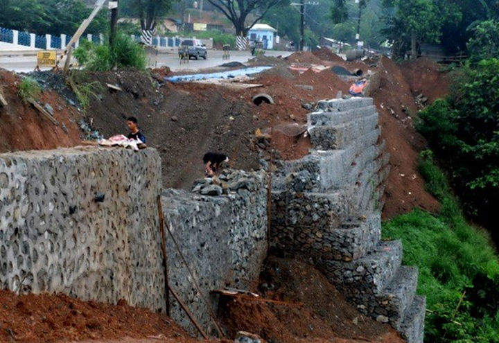 August 2016- During Construction