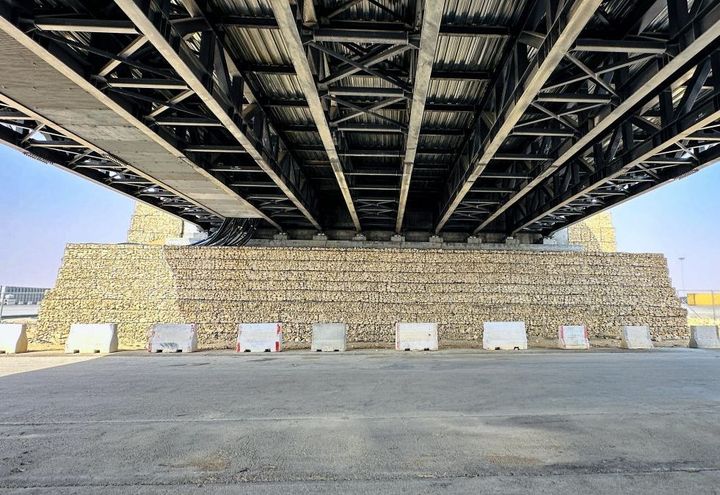 Completed: View of Paramesh wall below the bridge