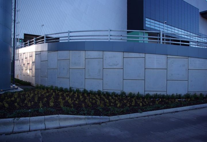 MacRes® Retaining Wall Supports Access Ramp at Lincoln EfW Facility