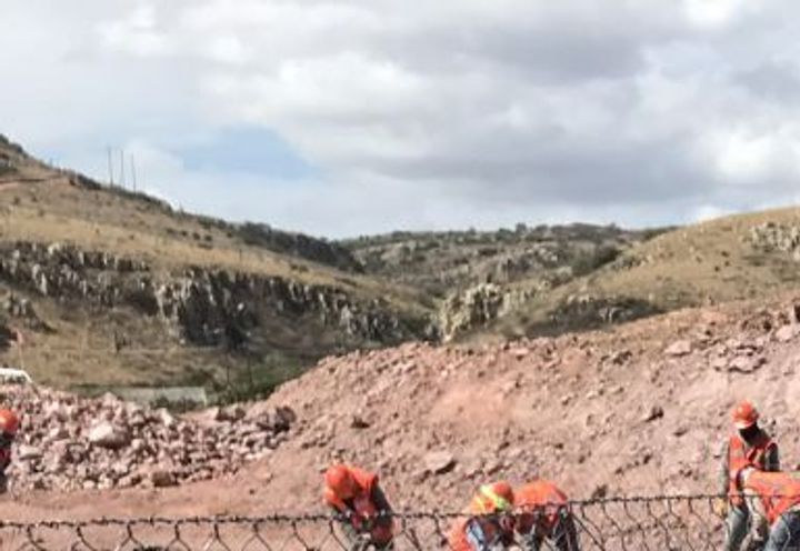 MURO QUEBRADORA PARA STOCKPILE_0