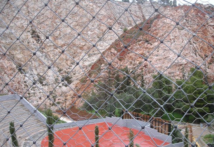 ΠΡΟΣΤΑΣΙΑ ΘΕΑΤΡΟΥ ΑΠΟ ΒΡΑΧΟΠΤΩΣΕΙΣ