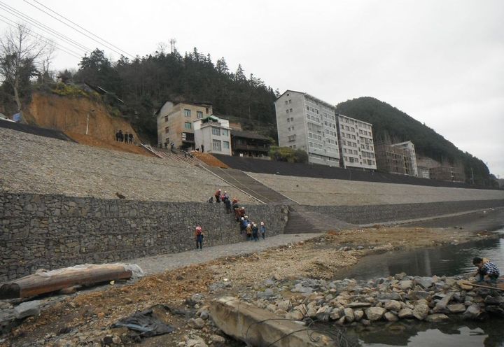 贵州剑河清水江生态护岸工程_1