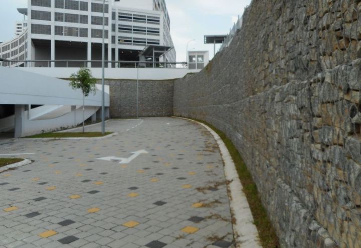 RETAINING WALL AT SETIA ALAM, SELANGOR_2