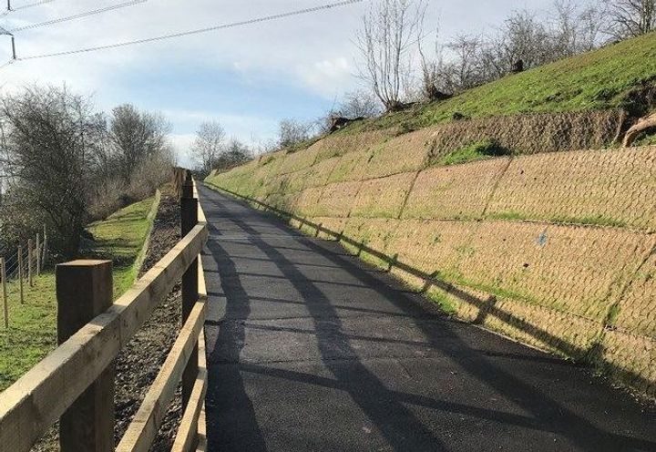 Completed upper Green Terramesh slope & footway/cycleway.