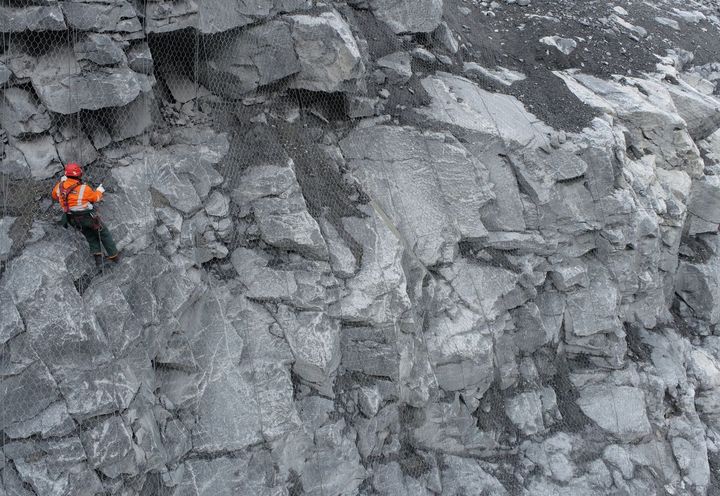 SISTEMA CONTRA CAÍDA DE ROCAS ANTAMINA FASE 8S_6
