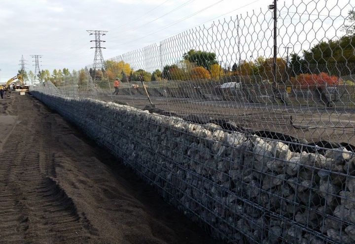 Recycled crushed concrete used for face-filling