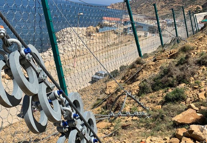 Dynamic Rockfall Barriers RB 3000
