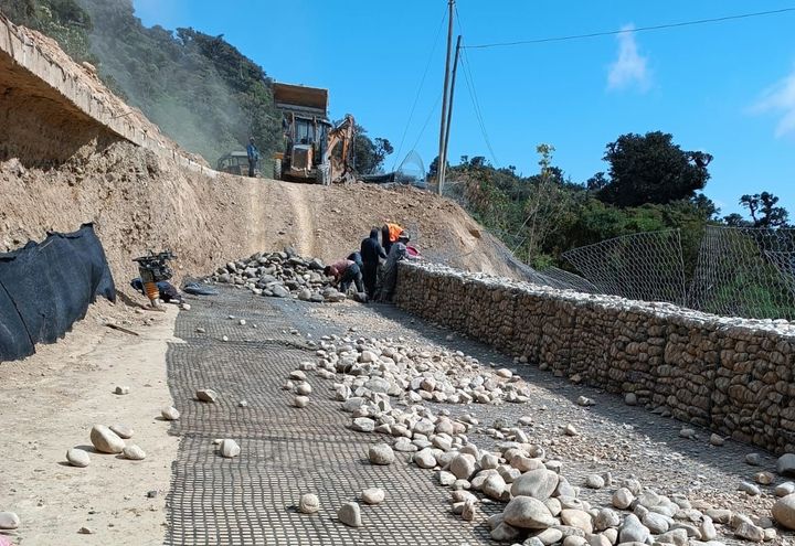 RECONFORMACION PLATAFORMA CARRETERA ANTIGUA SANT_2.jpg
