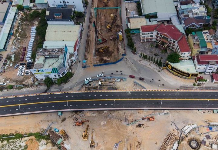 FLYOVER AT TRAN THI LY INTERCHANGE