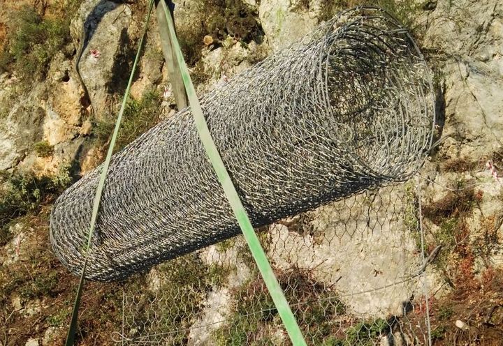 Πλέγμα προστασίας πρανών, τοποθέτηση STEELGRID BO300