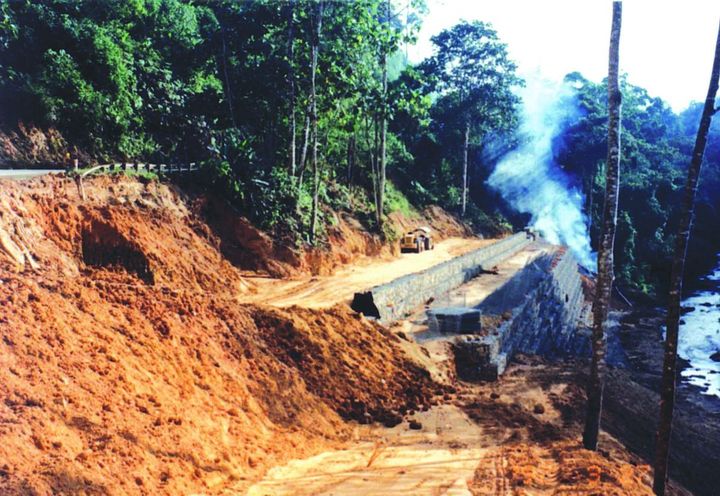 SLOPE REINSTATEMENT AT JENGKA FELDA ROAD, PAHANG, MALAYSIA_0