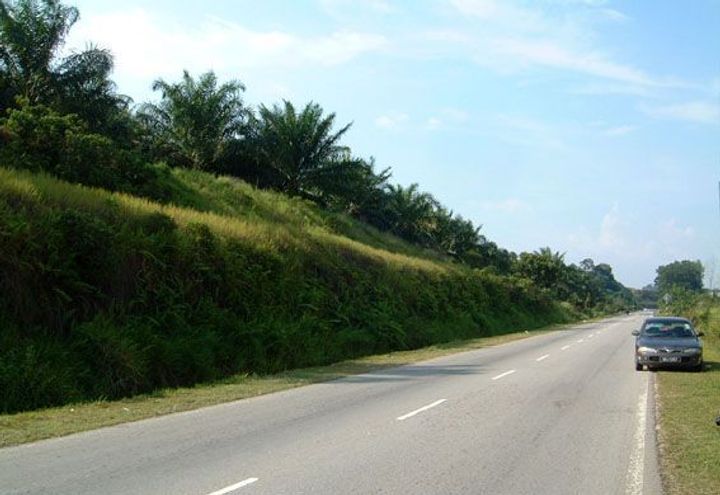SLOPE STABILIZATION AT SEMENYIH, SELANGOR , MALAYSIA_2