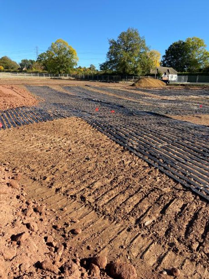 Paralink being installed within the embankment  footprint.