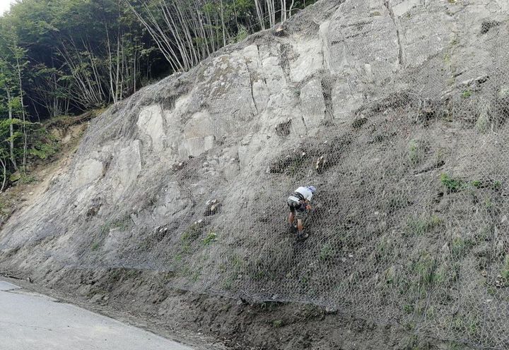 MESSA IN SICUREZZA S.P. 89 VALFLUVIONE (AP)