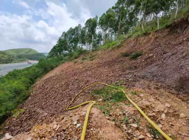 南钦防改扩建高速公路8标段水毁边坡加固治理工程
