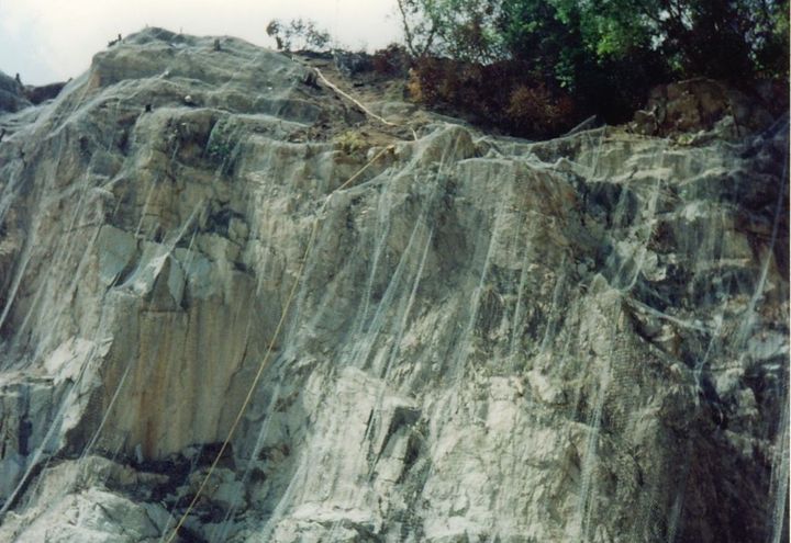 ROCKFALL PROTECTION AT CHANGKAT JERING, PERAK, MALAYSIA_2