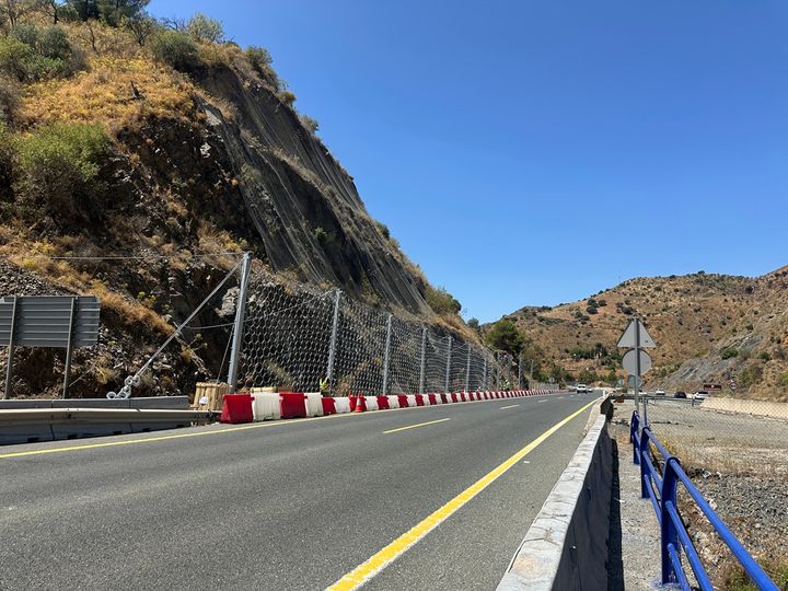 ACTUACIONES DE EMERGENCIA PARA LA ESTABILIZACIÓN DEL TALUD EN LA A-45