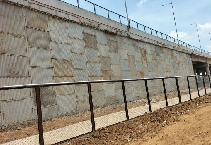 COMPLETED RS WALL STRUCTURE