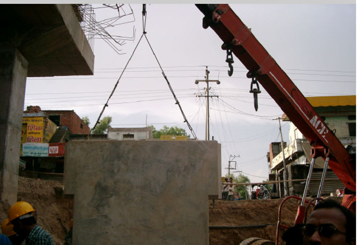 Photo 3: Erection of fascia panels