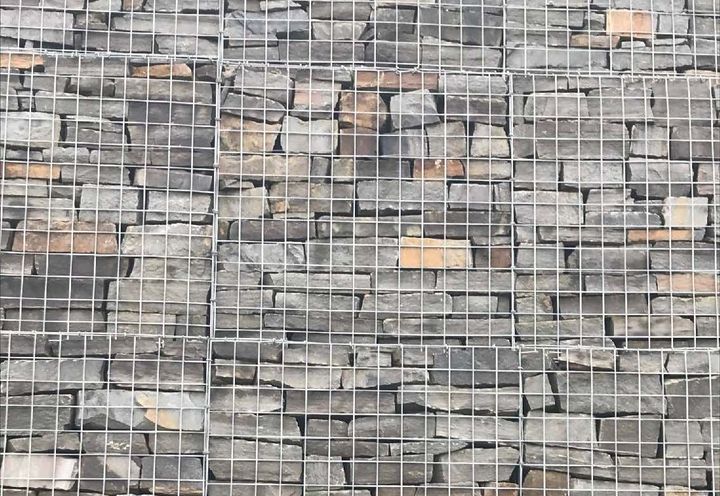 Maccaferri Construction hand placed the selected slate stone