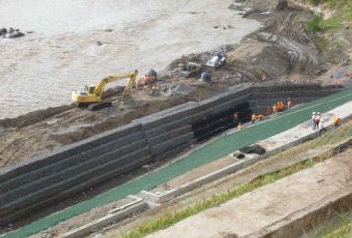 MURO DE CONTENCIÓN PARA CONTROL DE EROSIÓN_5