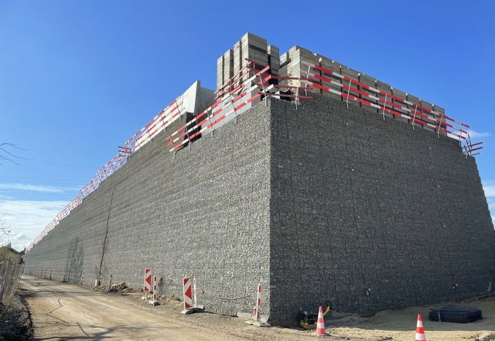 Bottom view of the direct bridge abutment