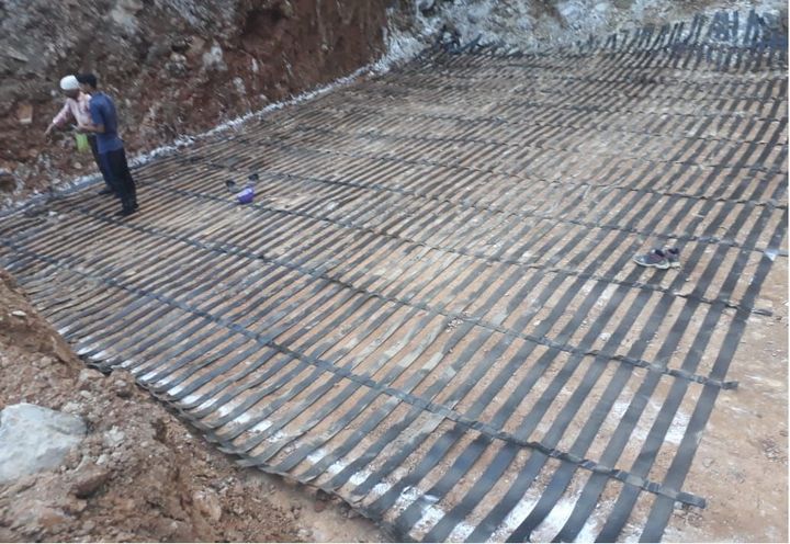 Photo 2: During construction- Laying of ParaLink