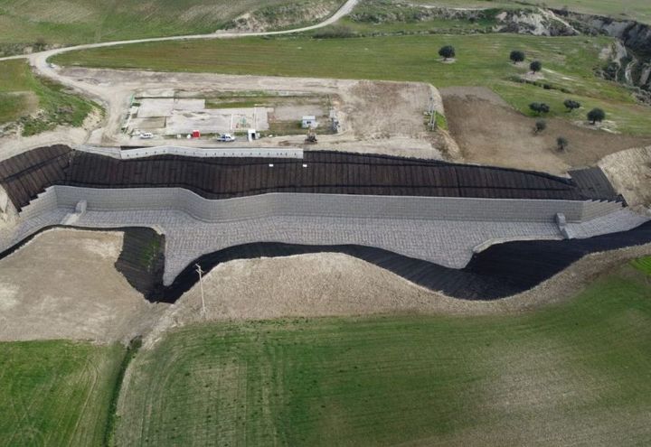 Vista generale dell'opera a costruzione ultimata