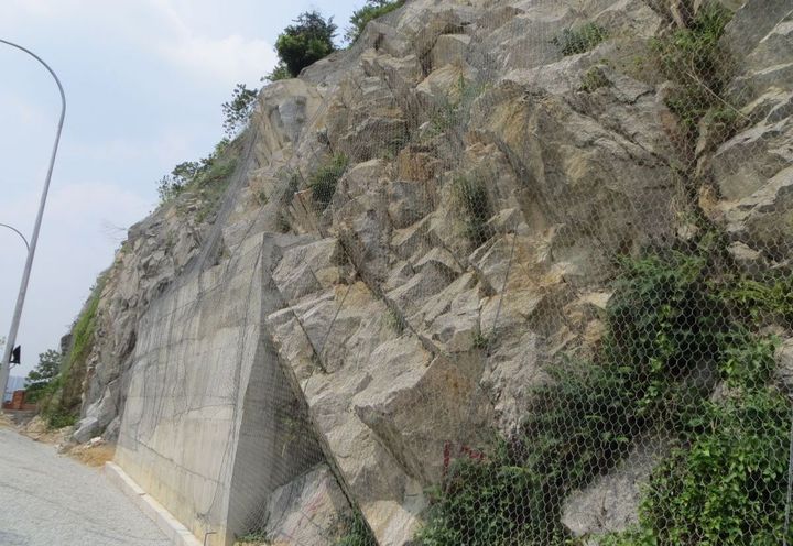 ROCKFALL PROTECTION AT GOODVIEW HEIGHTS TOWNSHIP, SG LONG, SEL_1