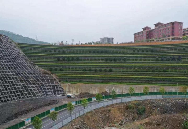 湖南：安化紫薇中学加筋格宾挡墙项目_2