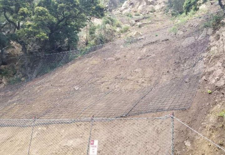 SBCPW - EAST MOUNTAIN DRIVE ROCKFALL ATTENUATOR SYSTEM PROJECT_4